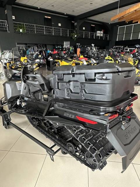 BRP Ski-Doo Expedition SE. ,  ,   