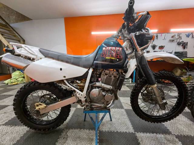 Suzuki Djebel 250. 250. ., , ,   