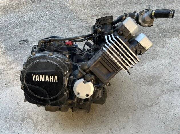  Yamaha FZX750 1986-1989 1FM 