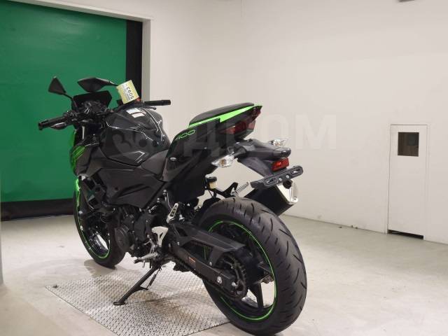 Kawasaki Z 400. 398. ., , ,  .     