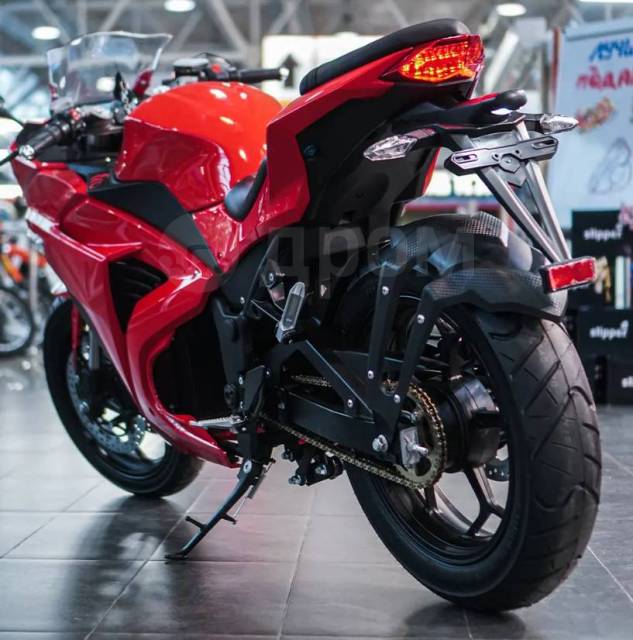 Yamaha YZF-R3. ,  .     