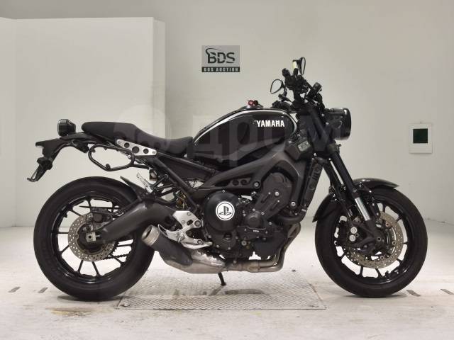 Yamaha XSR900