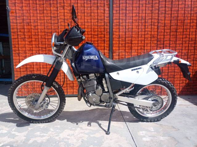 Suzuki Djebel 250. 250. ., , ,   