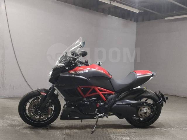 Ducati Diavel Carbon