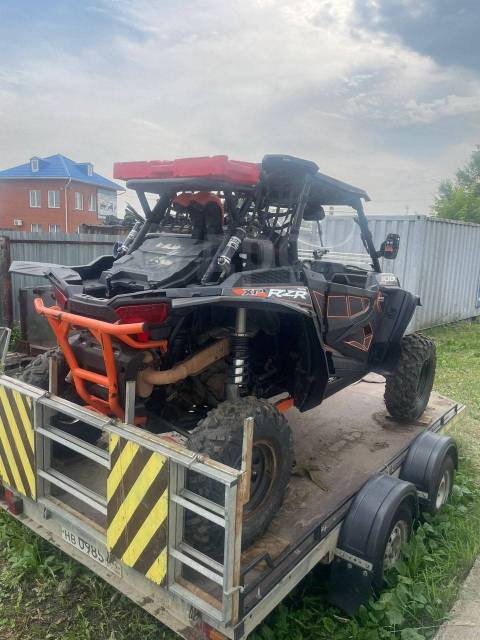 Polaris RZR XP 1000. ,  \,   