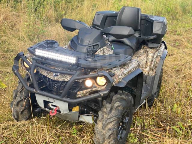 BRP Can-Am Outlander 1000R XT. ,  \,   