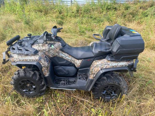 BRP Can-Am Outlander 1000R XT. ,  \,   