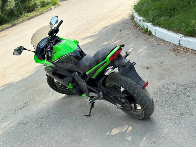 Kawasaki ninja 400R 