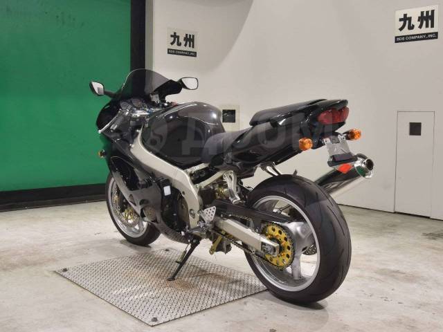 Kawasaki. 900. ., , ,  .     