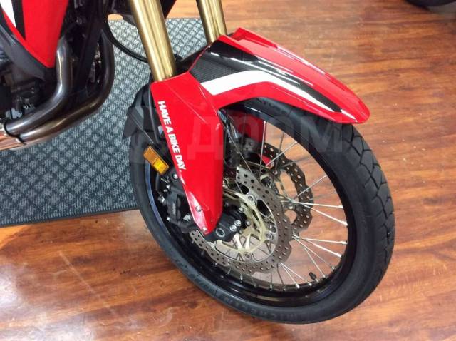 Honda CRF 1000L Africa Twin. 1 000. ., , ,  .     