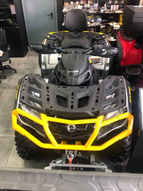 BRP Can-Am Outlander Max 1000R XT-P. ,  \,   