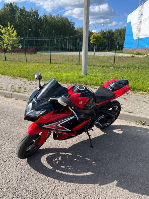 Suzuki GSX-R 750. 750. ., , ,   