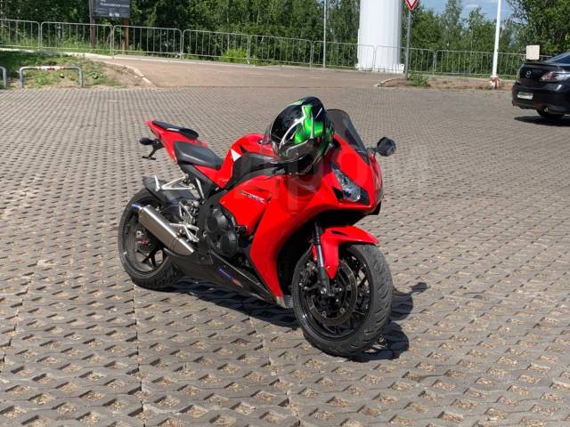 Honda CBR 1000RR Fireblade. 199. ., , ,   