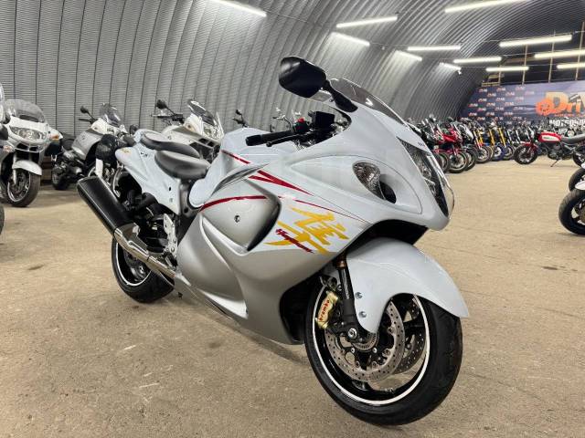 Suzuki GSX 1300R Hayabusa. 1 300. ., , ,   