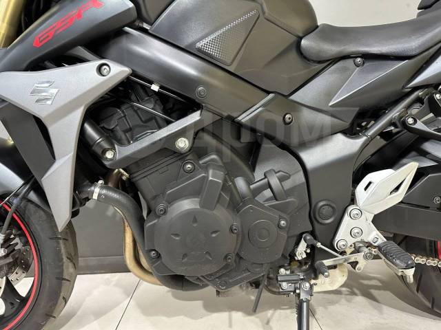 Suzuki GSR 750. 750. ., , ,   