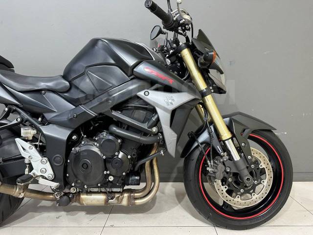 Suzuki GSR 750. 750. ., , ,   