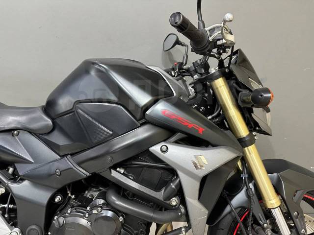 Suzuki GSR 750. 750. ., , ,   