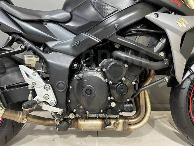 Suzuki GSR 750. 750. ., , ,   