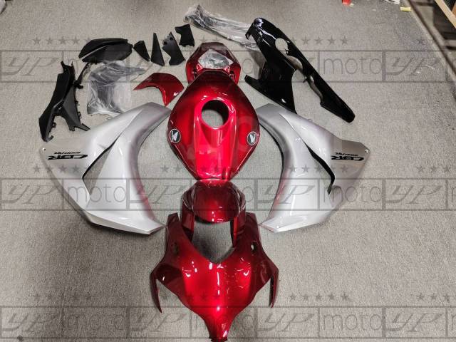   Honda CBR1000RR 08-11 - 