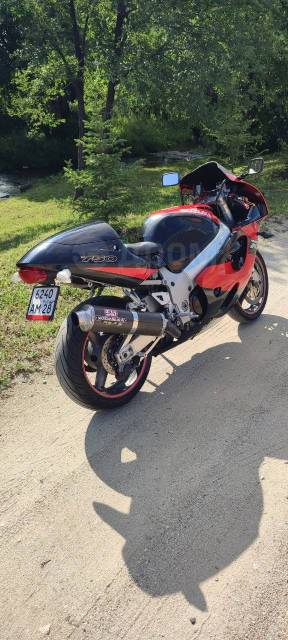 Suzuki GSX-R 750. 750. ., , ,   