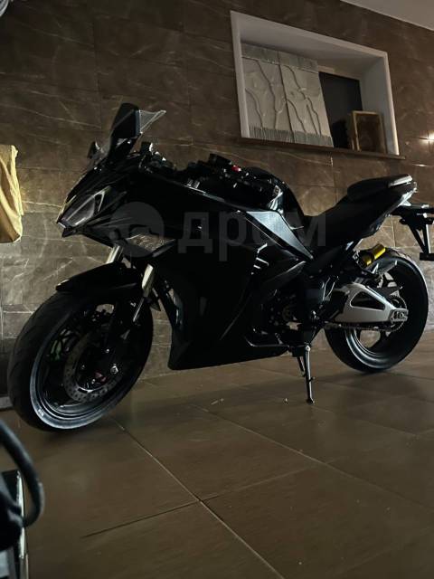 Yamaha YZF-R3. ,   