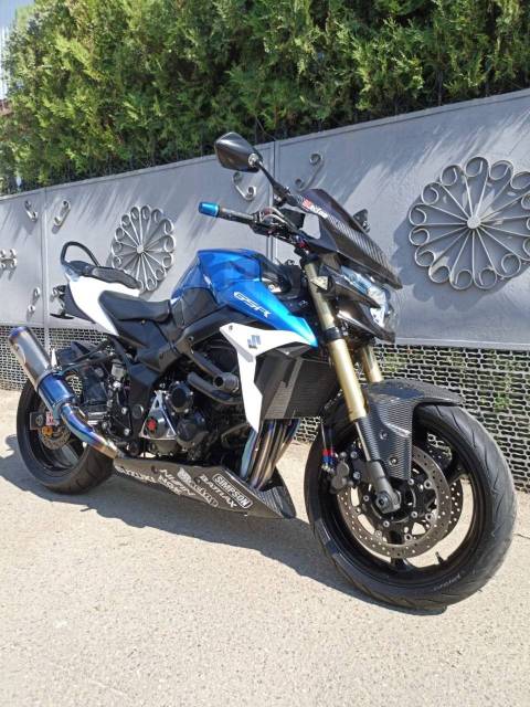 Suzuki GSR 750A. 750. ., , ,   