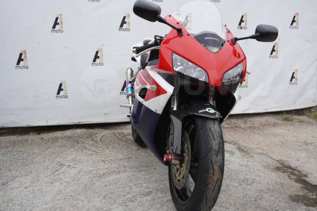 Honda CBR 1000RR Fireblade. 1 000. ., , ,   