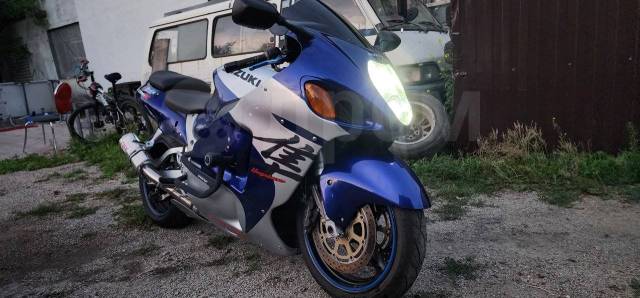 Suzuki GSX 1300R Hayabusa. 1 300. ., , ,   