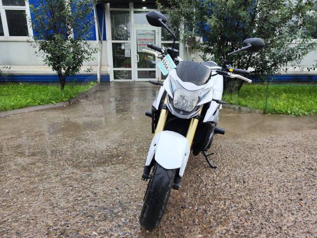 Suzuki GSR 750. 750. ., , ,   