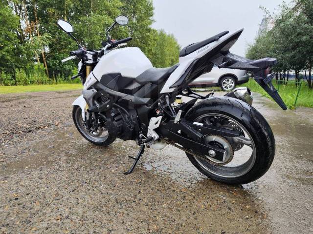 Suzuki GSR 750. 750. ., , ,   