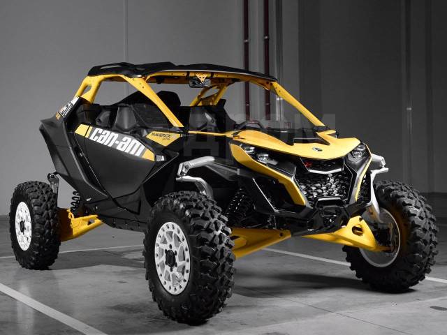 BRP Can-Am Maverick X RS. ,  \,   