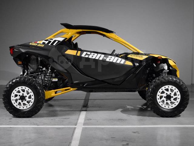 BRP Can-Am Maverick X RS. ,  \,   