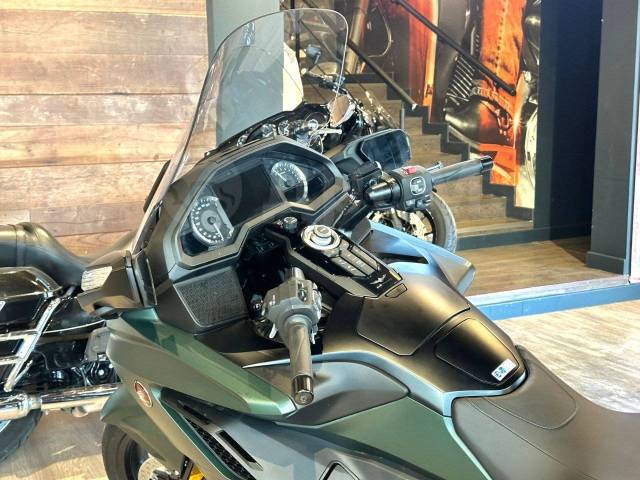 Honda GL 1800 Gold Wing. 1 800. ., , ,   