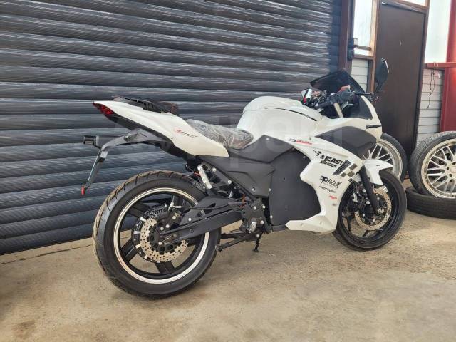 Kawasaki Ninja. ,  ,   