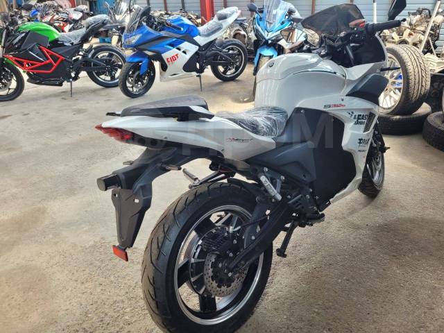 Kawasaki Ninja. ,  ,   