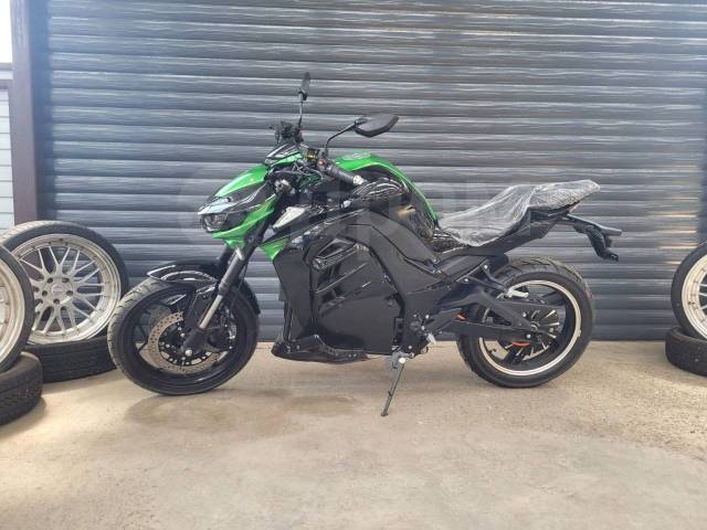 Kawasaki Z 1000. ,  ,   