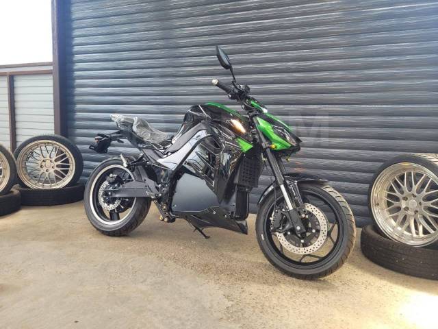 Kawasaki Z 1000. ,  ,   