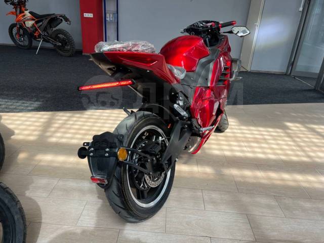 Ducati Panigale. ,  ,   