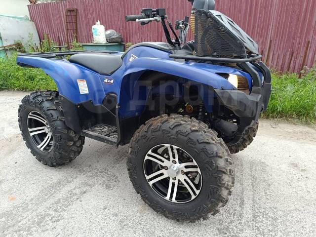 Yamaha Grizzly 700. ,  \,   