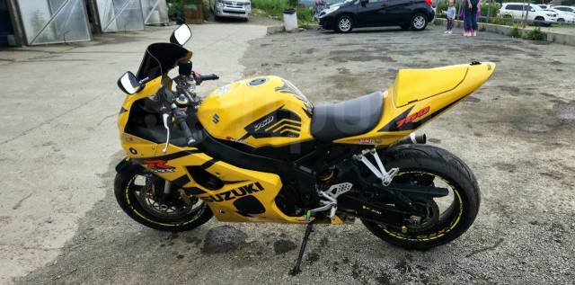 Suzuki GSX-R 750. 748. ., , ,   