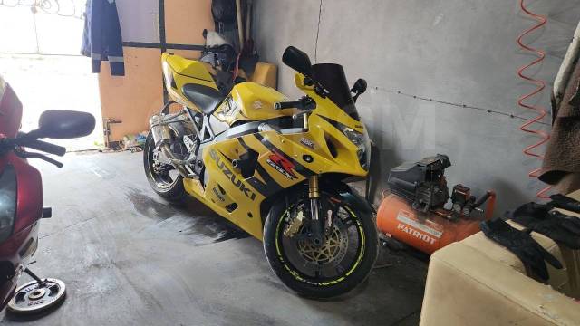 Suzuki GSX-R 750. 748. ., , ,   