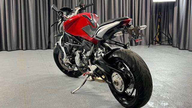 MV Agusta Brutale 675. 675. ., , ,   