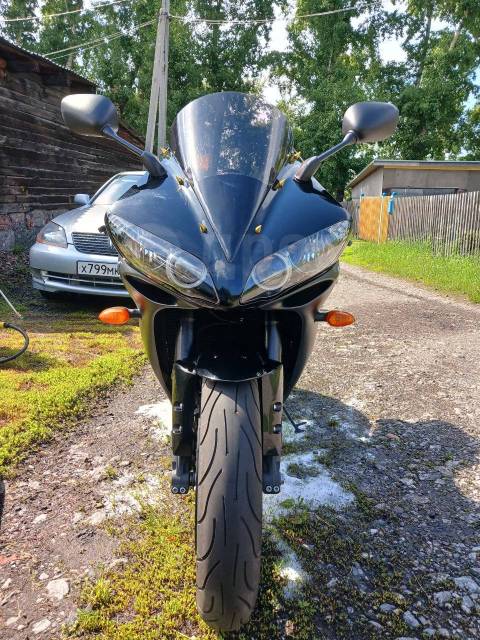 Yamaha R1. 1 000. ., , ,   