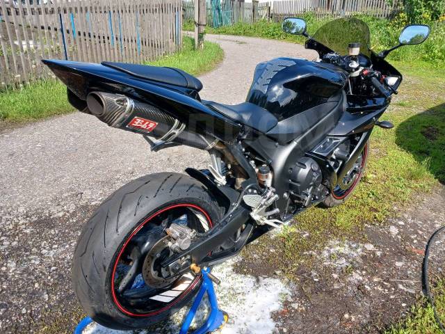 Yamaha R1. 1 000. ., , ,   