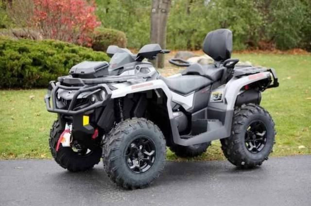 BRP Can-Am Outlander. ,  \,  .     