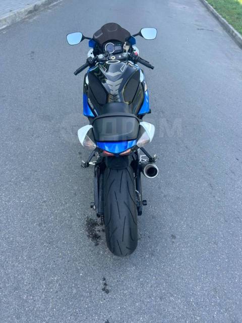 Suzuki GSX-R 1000. 1 000. ., , ,   