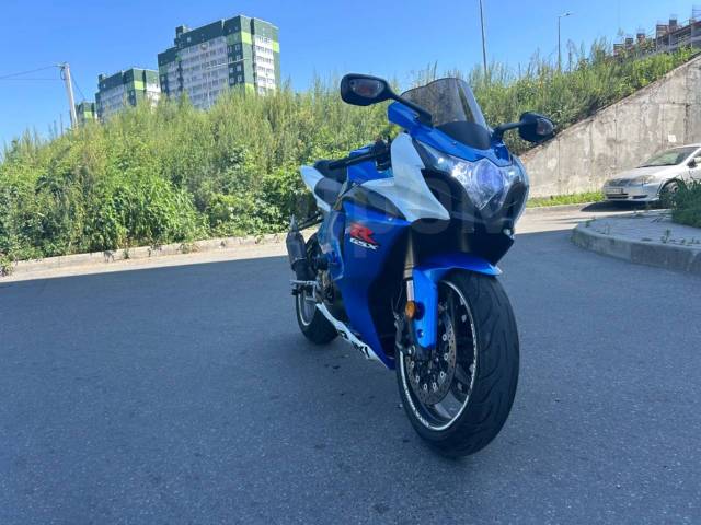 Suzuki GSX-R 1000. 1 000. ., , ,   