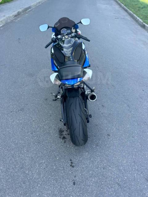 Suzuki GSX-R 1000. 1 000. ., , ,   