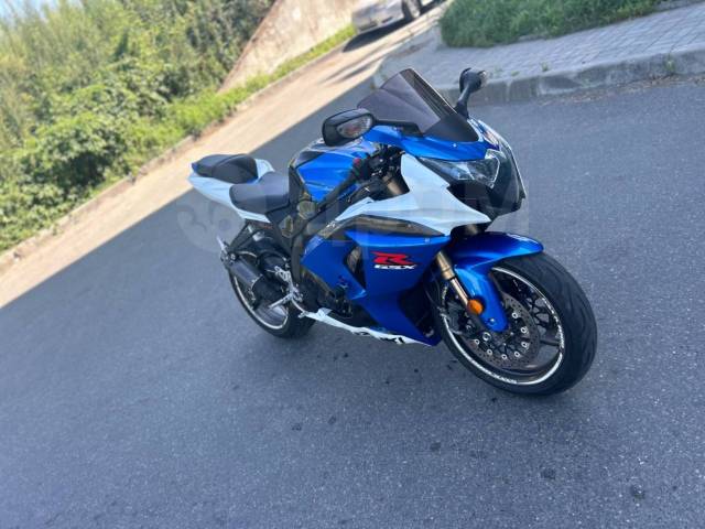 Suzuki GSX-R 1000. 1 000. ., , ,   