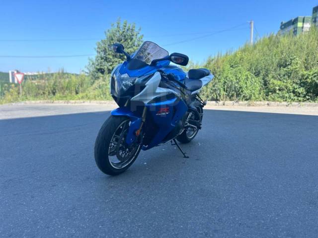 Suzuki GSX-R 1000. 1 000. ., , ,   